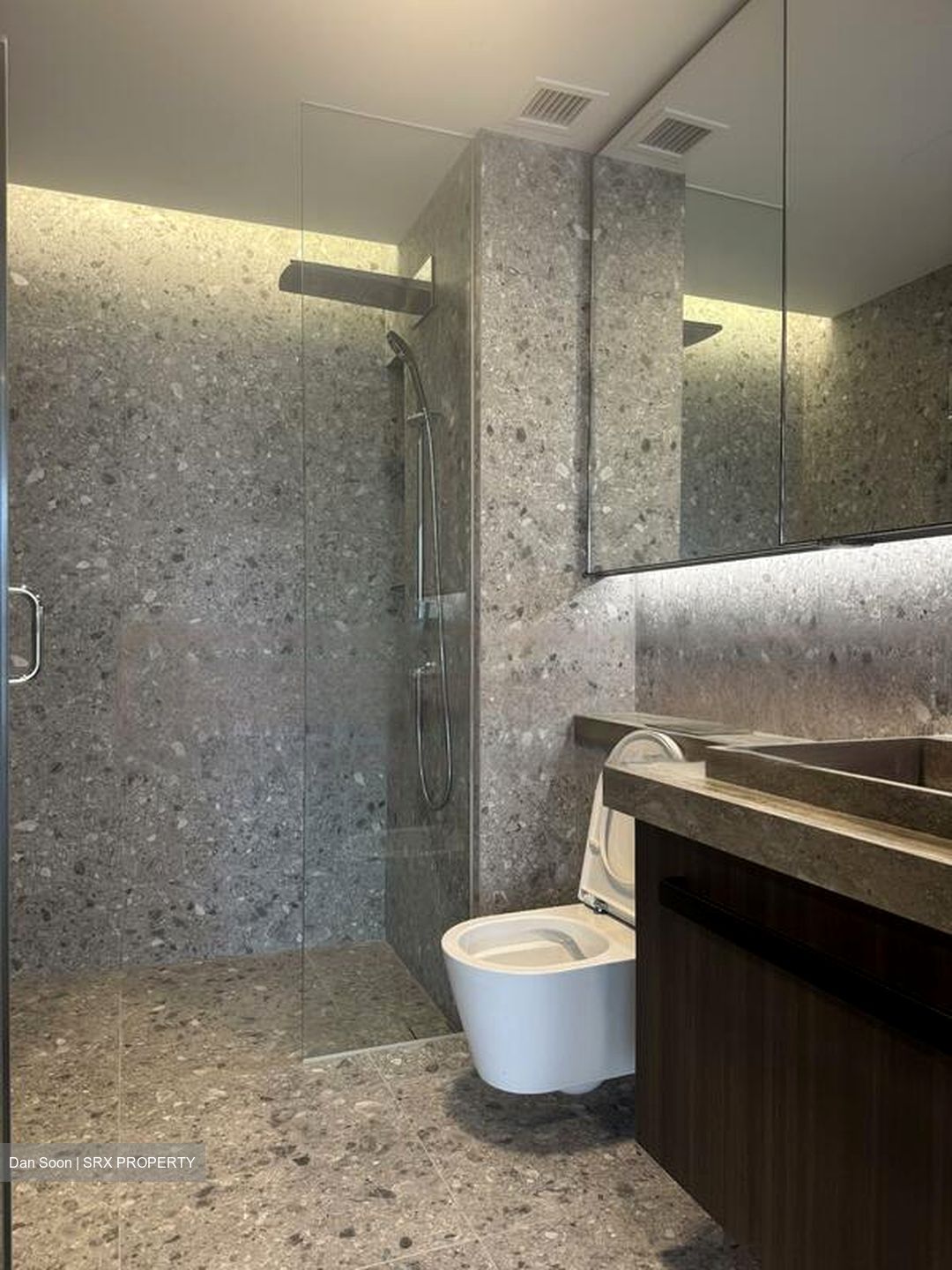 One Pearl Bank (D3), Apartment #502150011